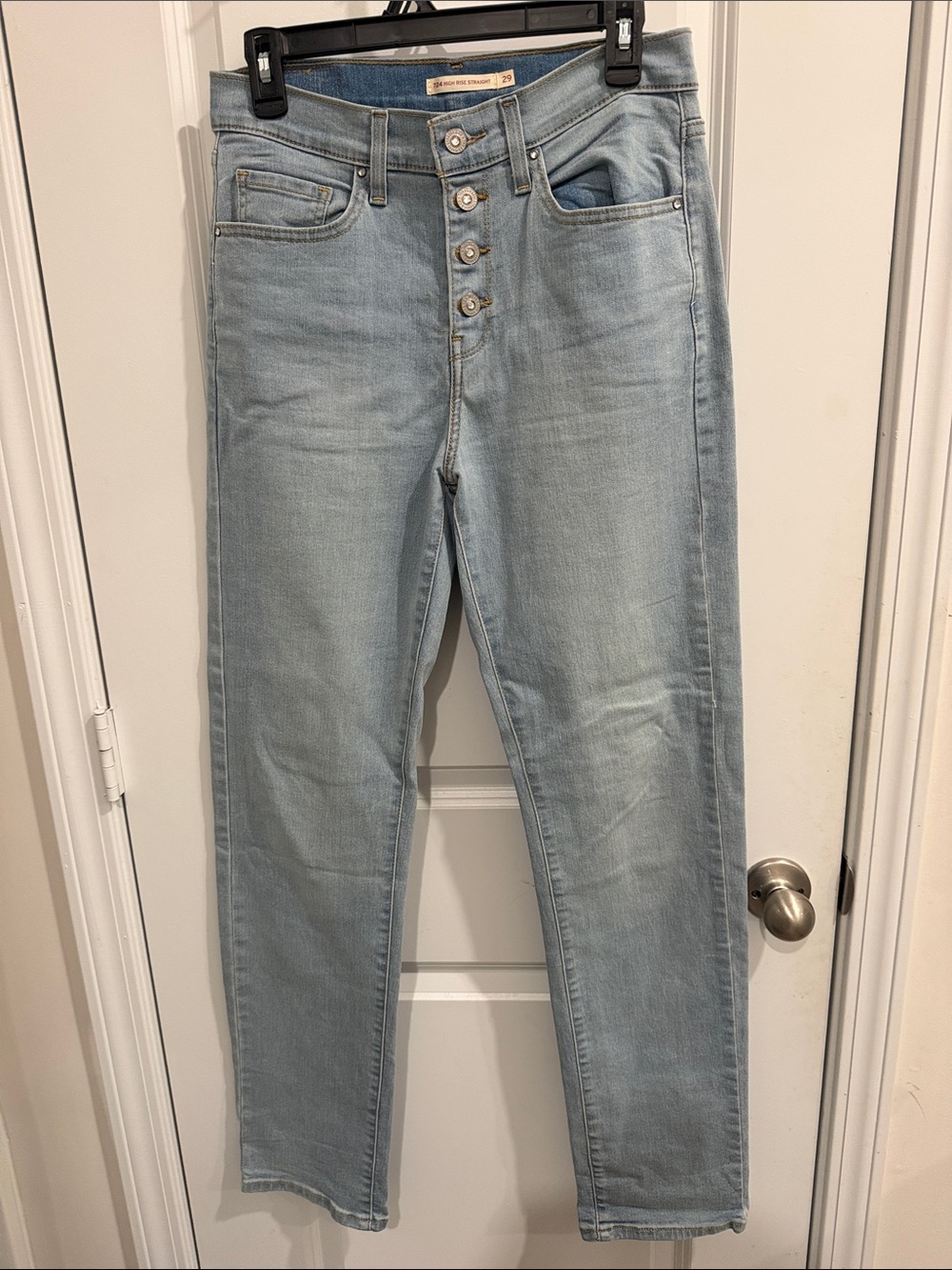 Levi's Women's Light Blue Straight-Leg Button-Fly Jeans